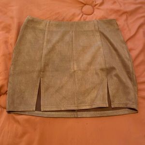 Camel colored skirt! Worn once for thanksgiving.